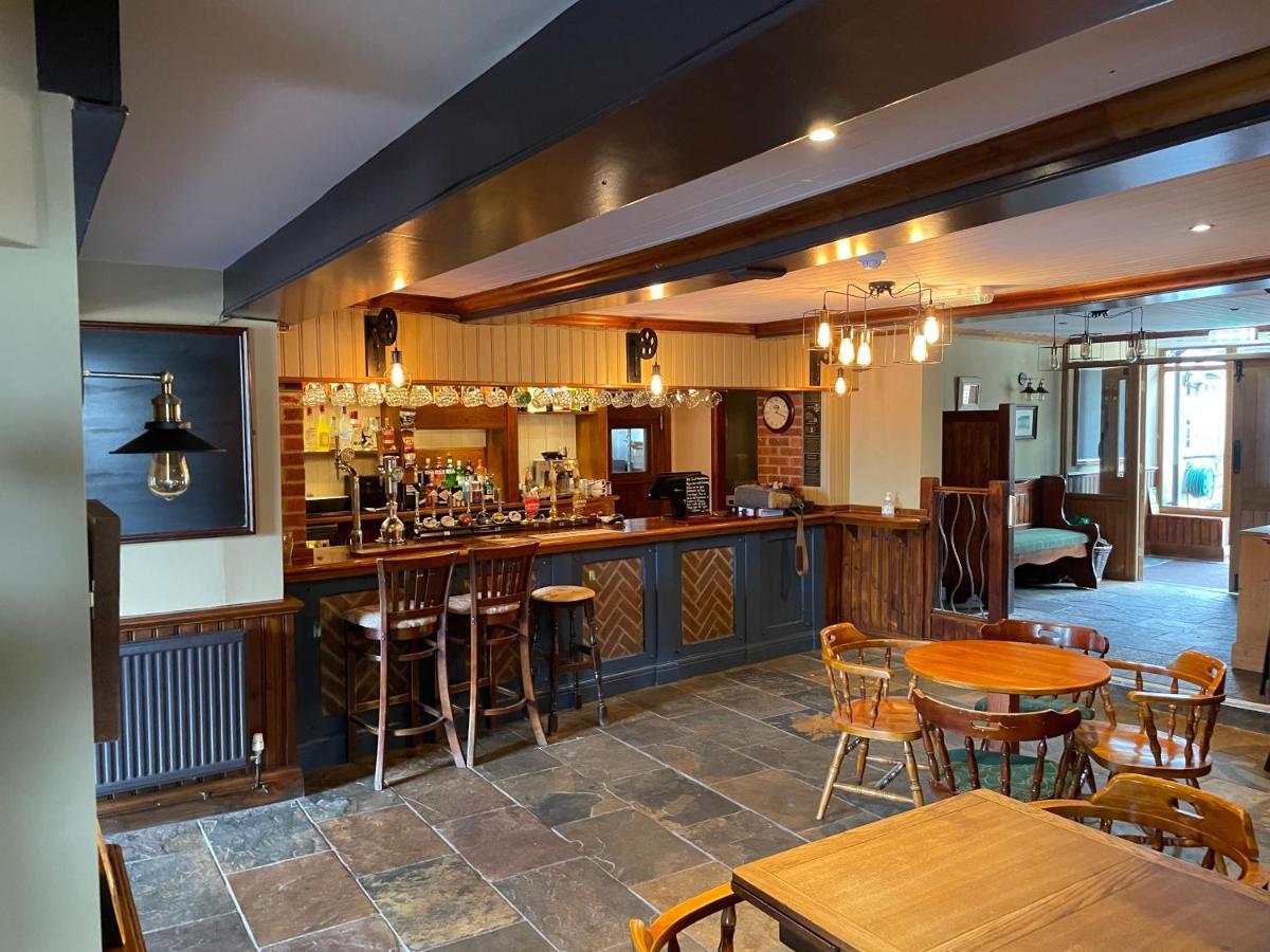The Swan Inn East Ilsley Extérieur photo